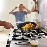 IKEA HEMKOMST (ИКЕА ХЕМКОМСТ) — Сковорода, нержавеющая сталь, антипригарное покрытие, 28 см — фото 3