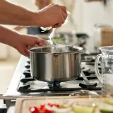 IKEA HEMKOMST (ИКЕА ХЕМКОМСТ) — Кастрюля с крышкой, нержавеющая сталь/стекло, 3 л — фото 3