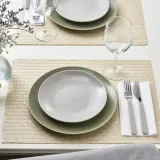 IKEA FÄRGKLAR (ИКЕА ФЭРГКЛАР) — Тарелка, матовая светло-серая, 20 см — фото 2