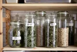 IKEA VARDAGEN (ИКЕА ВАРДАГЕН) — Банка с крышкой, прозрачное стекло, 1,8 л — фото 3