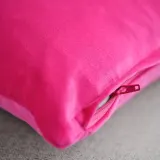 IKEA SANELA (ИКЕА САНЕЛА) — Наволочка, ярко-розовая, 40x58 см — фото 3