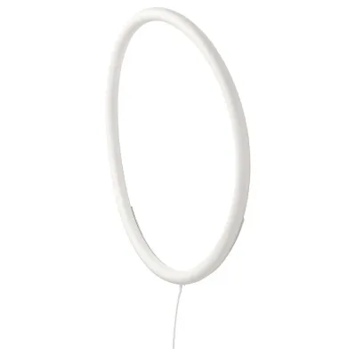 IKEA VARMBLIXT (ИКЕА ВАРМБЛИКСТ) — Светодиодный настенный светильник, белый металл/колесо