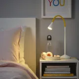 IKEA NÄVLINGE (ИКЕА НЭВЛИНГЕ) — Светодиодная настольная лампа, желтый/белый — фото 3