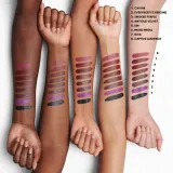 MAC Cosmetics MACximal Mini Silky Matte Lipstick - Матовая помада, 1.7 г, оттенок Everybody´s Heroine — фото 4