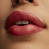 MAC Cosmetics Lustreglass Sheer-Shine Lipstick - Блестящая помада, 3 г, оттенок See Sheer — фото 5