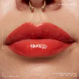NYX Professional Makeup Lip IV - Длительный блеск для губ с увлажняющим действием, 5 мл, оттенок 12 - BURST THAT TANGI — фото 8