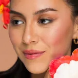 theBalm Must-Haves Powder Trio - Палетка для макияжа, 6.6 г — фото 6