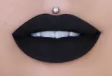 Jeffree Star Cosmetics Velour Liquid Lipstick - Помада в жидкой форме, 5.6 мл, оттенок Weirdo — фото 2