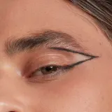 NYX Professional Makeup Epic Wear Liner Stick - Водостойкий карандаш для глаз, 1.2 г, оттенок 08 - Pitch Black — фото 3