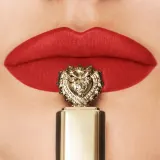 Dolce&Gabbana Flawless Everkiss Liquid Lip Mini - Матовая жидкая помада, 3 мл, оттенок 405 Devotion - Perfect Vibrant Red — фото 4