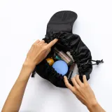 Косметичка Notino Travel Collection Drawstring Make-Up Bag вместительная, на завязке, 1 шт — фото 4