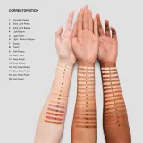 Bobbi Brown Skin Corrector Stick - Корректор для лица, выравнивающий тон кожи в стике, 3 г, оттенок Extra Light Peach — фото 4