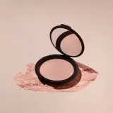 Smashbox x Becca Shimmering Skin Perfector Pressed Highlighter - Розсветлитель, 7 г, оттенок Rose Quarz — фото 4