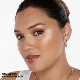 Smashbox x Becca Shimmering Skin Perfector Pressed Highlighter - Розсветлитель, 7 г, оттенок Sparkling C Pop — фото 6