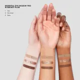 Bobbi Brown Essential Eye Shadow Trios - Палетка теней для век: paleta cieni do powiek nadający doskonały wygląd, 4.4 г, оттенок Smokey Plum — фото 4