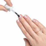 ARTDECO Nail Whitener - Лак для ногтей, придающий эффект отбеливания, 10 мл, оттенок 6185.2 — фото 2
