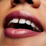 MAC Cosmetics Frost Lipstick - Помада для губ с блестящим перламутровым эффектом, 3 г, оттенок Plum Dandy — фото 3