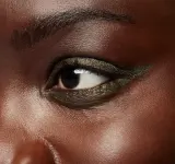 MAC Cosmetics Colour Excess Gel Pencil - Водостойкий гелевый карандаш для глаз, 0.35 г, оттенок Serial Monogamist — фото 3