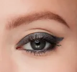 MAC Cosmetics Colour Excess Gel Pencil - Водостойкий гелевый карандаш для глаз, 0.35 г, оттенок Isn't It Iron-Ic — фото 4