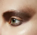MAC Cosmetics Dazzleshadow - Блестящие тени для век, 1 г, оттенок Dreamy Beams — фото 3