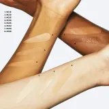 MAC Cosmetics Pro Longwear Concealer - Корректор в жидкости, 9 мл, оттенок NC15 — фото 3