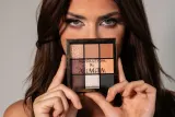 Makeup Revolution X Alagia All You Need - Палетка теней для век: палетка сеней до повек, 1.5 г — фото 2