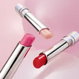 MAC Cosmetics Glow Play Lip Balm - Питательный увлажняющий бальзам для губ, оттенок Beyond — фото 5