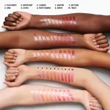 MAC Cosmetics Glow Play Lip Balm - Питательный увлажняющий бальзам для губ, оттенок Banter — фото 4