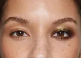 Smashbox Always On Eye Shadow Stick - Тушь для ресниц в карандаше, 1.3 г, оттенок Hotshot — фото 3