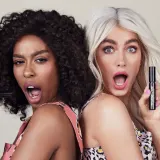 Makeup Revolution 5D Lash Pow - Тушь для ресниц, придающая объем и удлиняющая, создающая эффект искусственных ресниц, 12.2 мл — фото 4