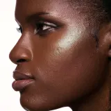 MAC Cosmetics Holiday Bounce & Gleam Highlighter - Розсветлитель, 7.2 г, оттенок Invest Mint — фото 6