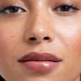 Lumene Lip Glow Oil Balm - Бальзам для губ с маслом, 10 мл, оттенок 4 Honey — фото 4