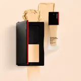 Shiseido Synchro Skin Self-Refreshing Custom Finish Powder Foundation - Тональная основа в порошке, 9 г, оттенок 250 Sand — фото 8