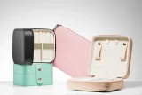 Шкатулка для украшений Notino Classy Collection Jewellery box чёрная, с отделениями, на молнии, 10,3 × 5,5 × 10,3 см Black — фото 5