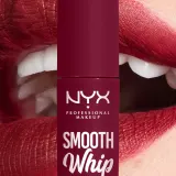 NYX Professional Makeup Smooth Whip Matte Lip Cream - Бархатная помадка с эффектом разглаживания, 4 мл, оттенок 15 Chocolate Mousse — фото 5