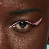 NYX Professional Makeup Vivid Brights - Подводка для глаз: eyeliner w plynie, 2 мл, оттенок 09 Sneaky Pink — фото 5
