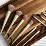 So Eco Flawless 12 Piece Brush & Bag Set Complexion Sponge - Набор кистей для косметики — фото 4