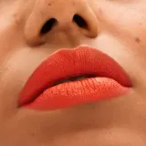MAC Cosmetics Locked Kiss 24h Lipstick - Трендовая помада с матовым эффектом, 1.8 г, оттенок Renegade — фото 4