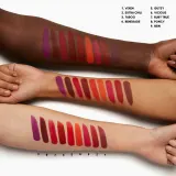 MAC Cosmetics Locked Kiss 24h Lipstick - Трендовая помада с матовым эффектом, 1.8 г, оттенок Ruby True — фото 6