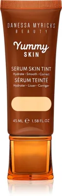 Danessa Myricks Beauty Yummy Skin Serum Skin Tint - Увлажняющая основа с эффектом выравнивания, 45 мл
