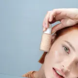 Lumene Invisible Illumination Vegan Collagen Serum in Foundation - Легкий питательный тональный крем, 30 мл, оттенок SPF 30 00 — фото 4