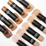 Nudestix Tinted Blur Foundation Stick - Корректор в стике для естественного вида, 6 г, оттенок Light 1 — фото 3