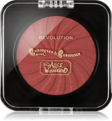 Makeup Revolution X Alice in Wonderland - Розовый хайлатер для скул, 3.5 г