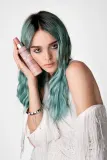 Kerastase Chroma Absolu Serum Chroma Thermique - Сыворотка термозащитная против пушистости волос, 150 мл — фото 4