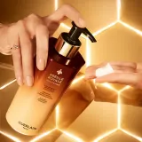 GUERLAIN Abeille Royale Repairing & Replumping Care Conditioner - Укрепляющий и восстанавливающий бальзам, 290 мл — фото 4