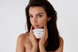 Kerastase Specifique Masque Rehydratant - Маска для сухих и чувствительных волос, 200 мл — фото 5
