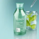Redken Amino Mint - Нежный шампунь для волос с склонностью к жирности, 300 мл — фото 3