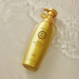 DAENG GI MEO RI Yula Gold Shampoo - Интенсивно питательный шампунь для укрепления волос и придания им большего блеска, 500 мл — фото 3
