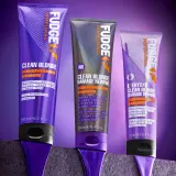 Fudge Care Clean Blonde - Фиолетовый тонирующий шампунь для светлых волос, 250 мл — фото 2