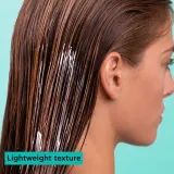 Apivita Oily Roots & Dry Ends Balancing Conditioner - Кондиционер для жирной кожи головы и сухих кончиков, 150 мл — фото 3
